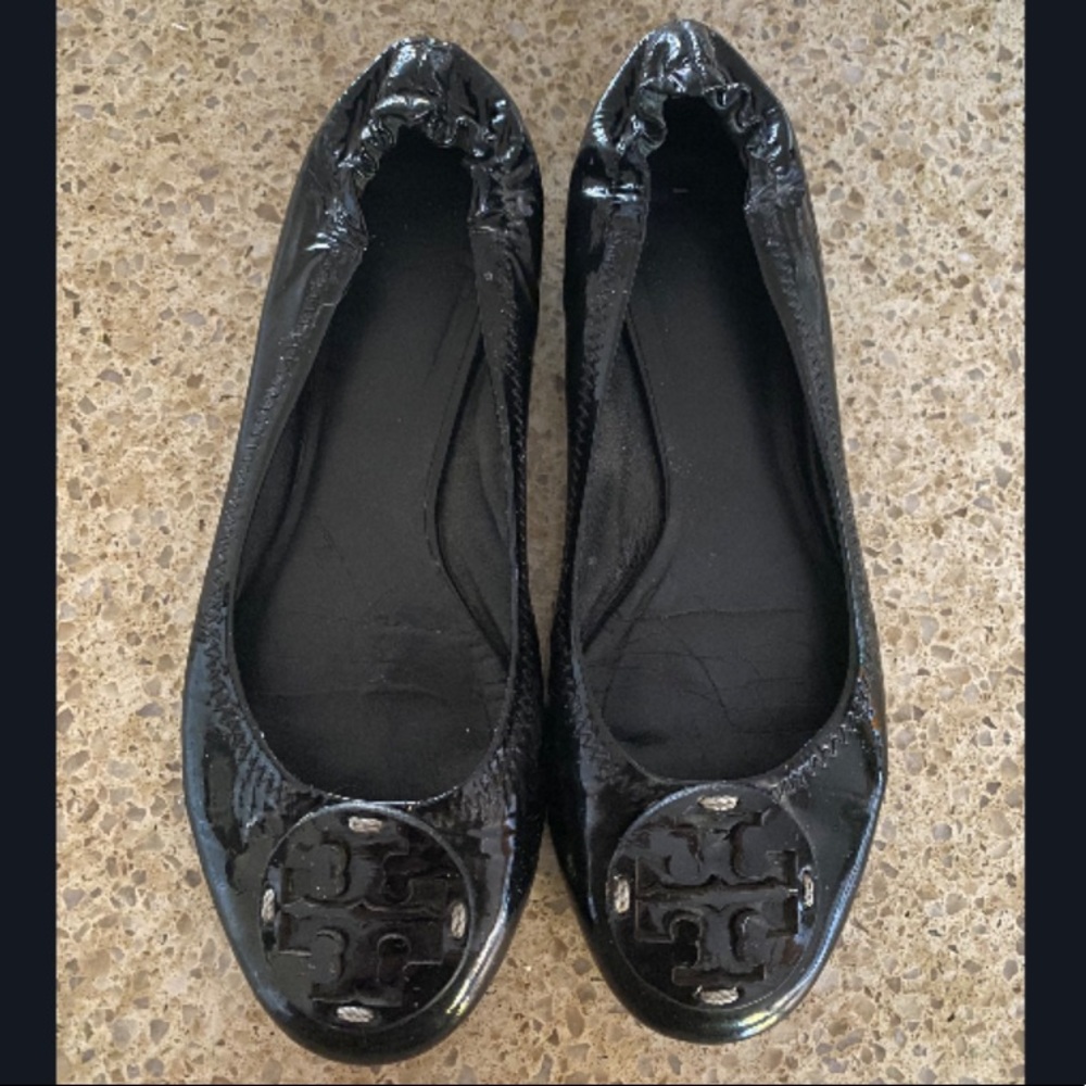 Tory Burch Black patent leather Reva